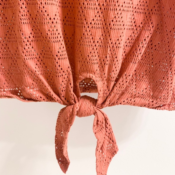 Madewell Front Tie Tee - Picture 2 of 4